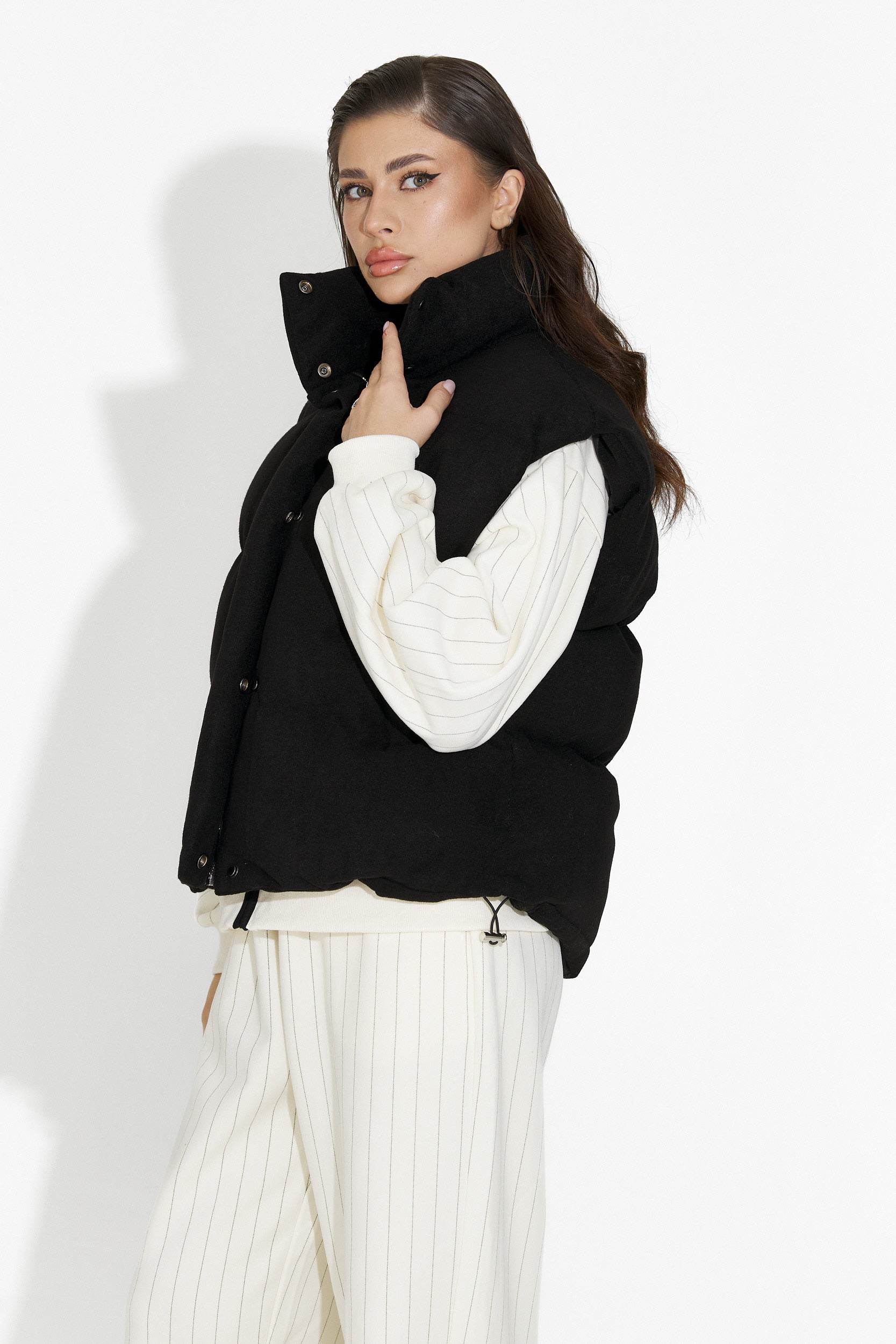 Черна дамска ежедневна жилетка Cendira Bogas