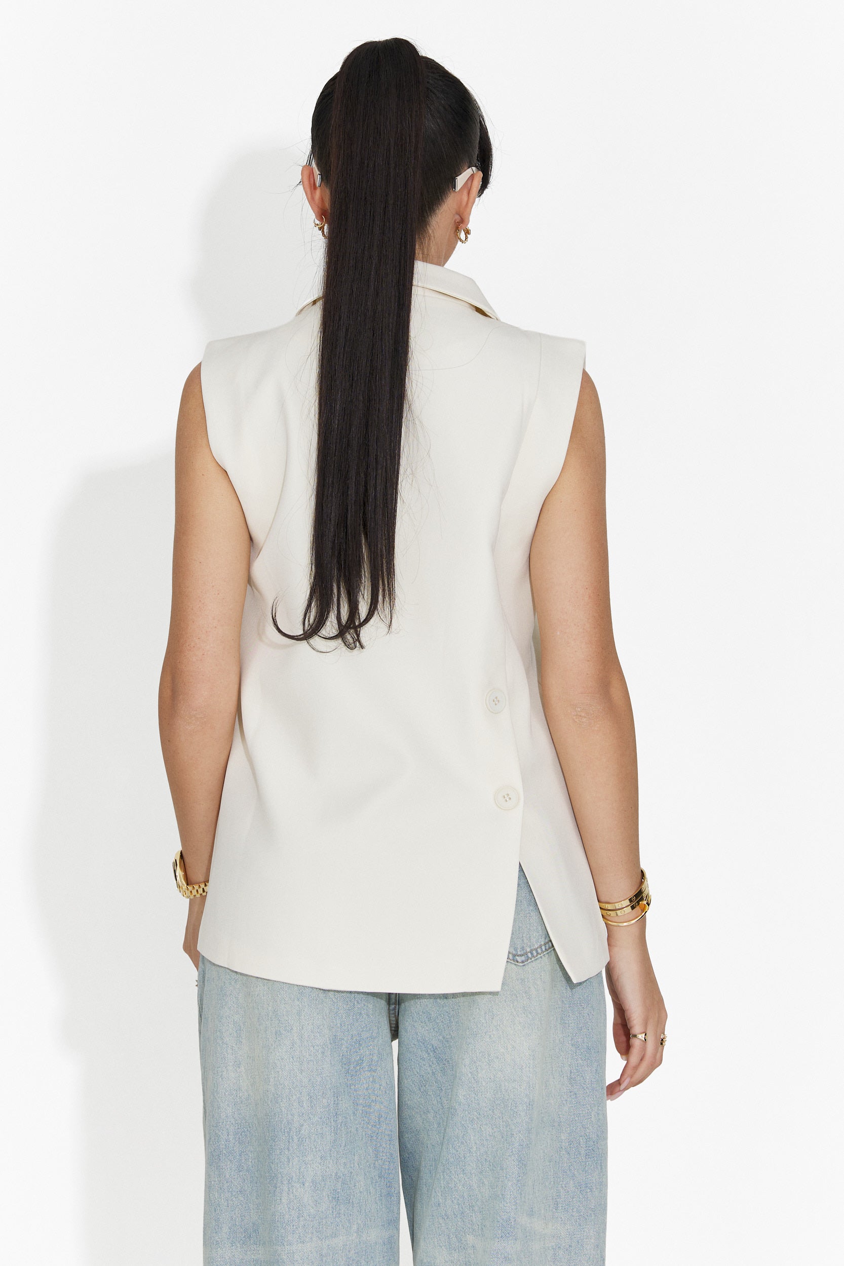 Елегантна дамска жилетка крем Meghan Bogas