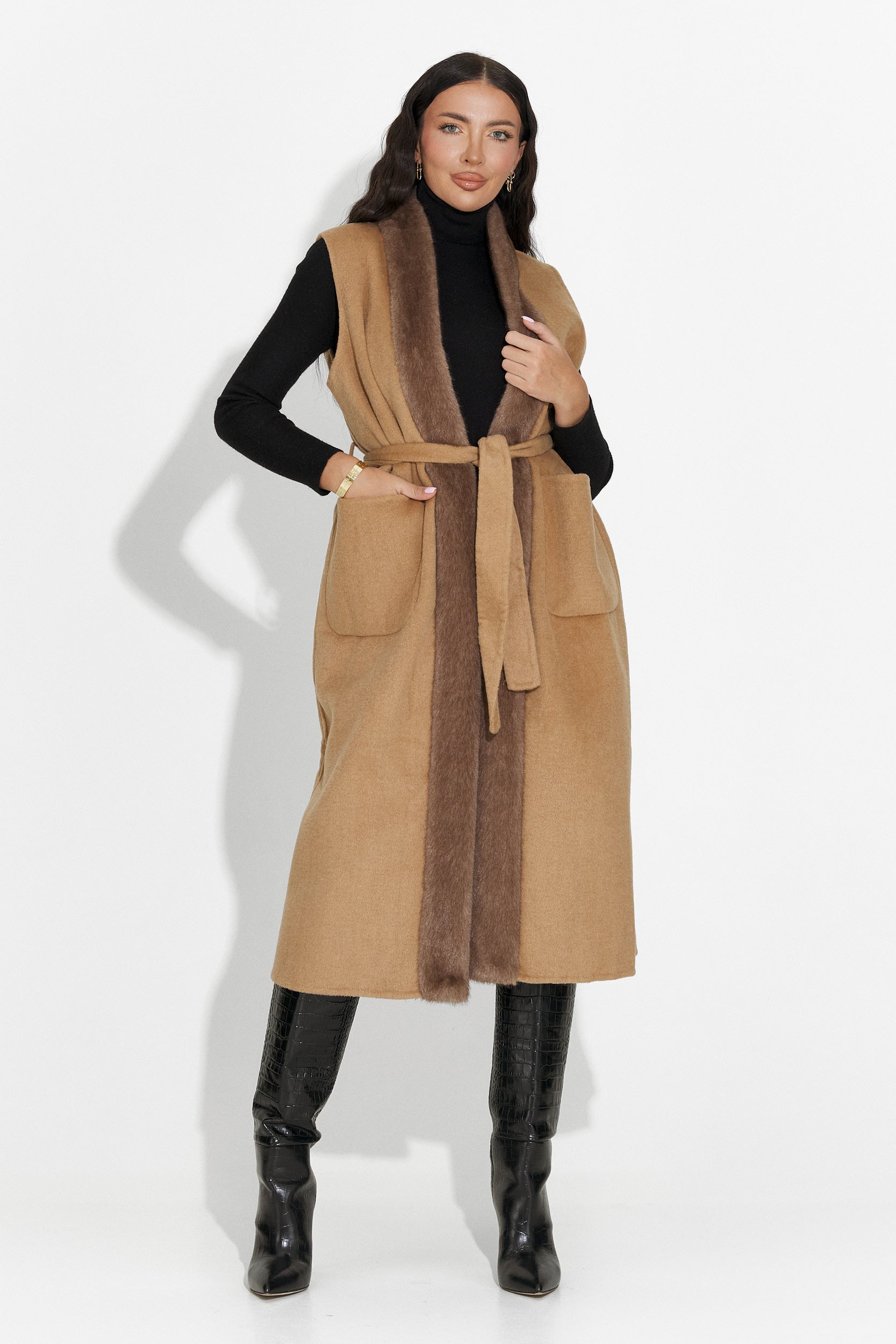 Елегантен дамски елек кафяв Brania Bogas